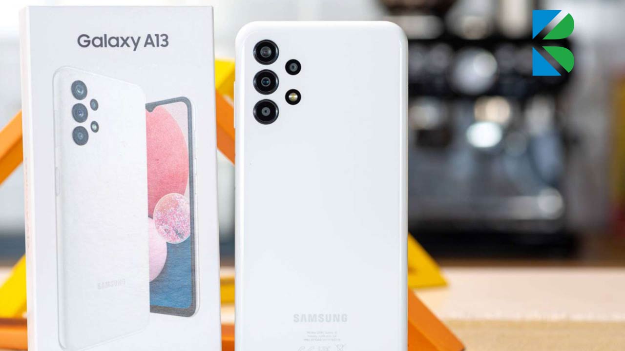 گوشی سامسونگ مدل (SM-A137) Galaxy A13 با ظرفیت 64/4GB دو سیم کارت (ویتنام)